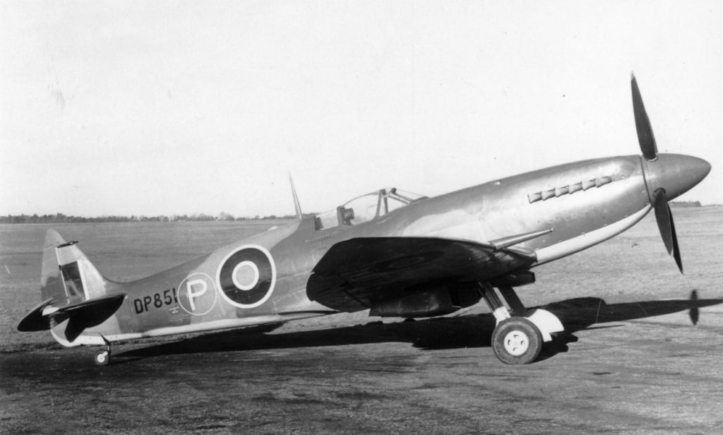 Supermarine Spitfire F.Mk 21 DP851