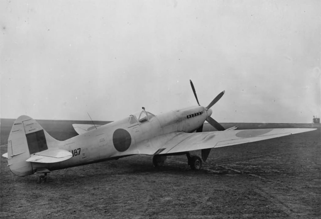 Supermarine Spitfire F.Mk 21 LA187 3rd prototype February 1944