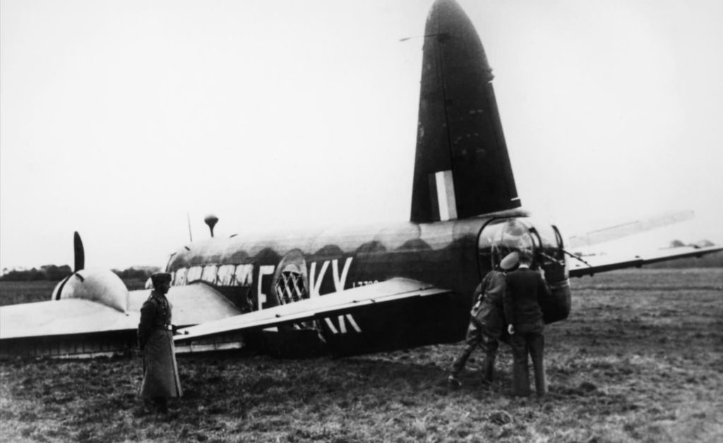 Vickers Wellington L7788 KX-E of No 311 (Czechoslovak) Squadron RAF