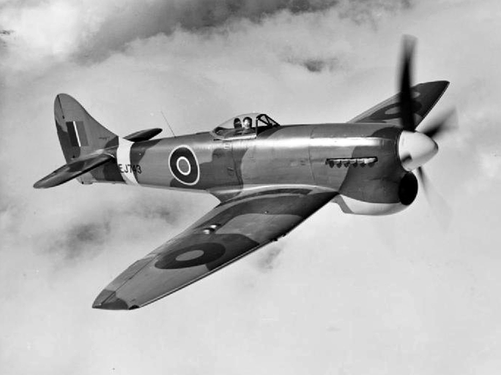 Hawker Tempest Mk. V Series 2 EJ743