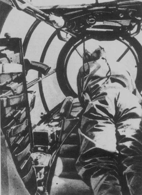 Heinkel He 115 Interior Nose Gunner