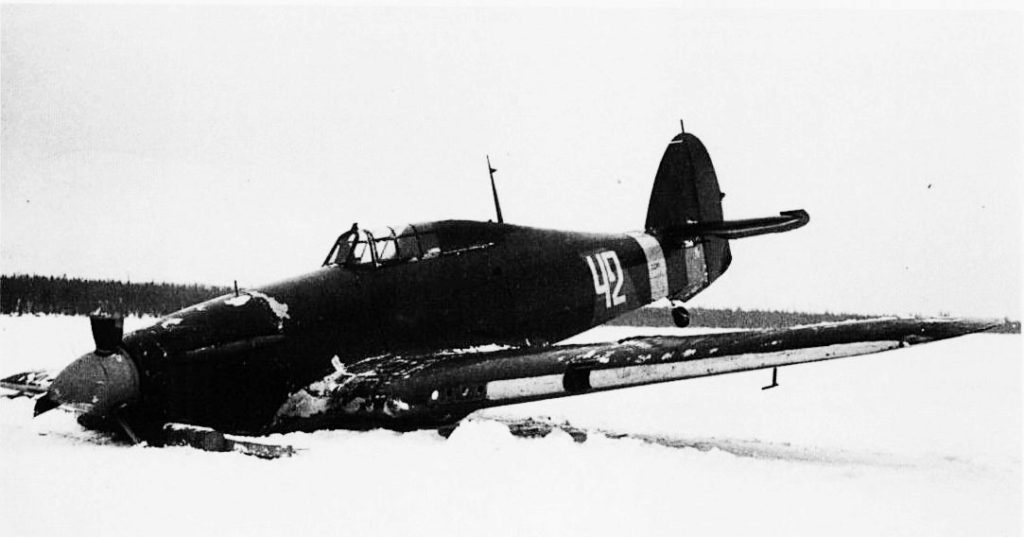 Soviet Hawker Hurricane 152IAP W42 Z2585 force landed Tuoppajarvi and captured by Finnish forces 18th Feb 1942