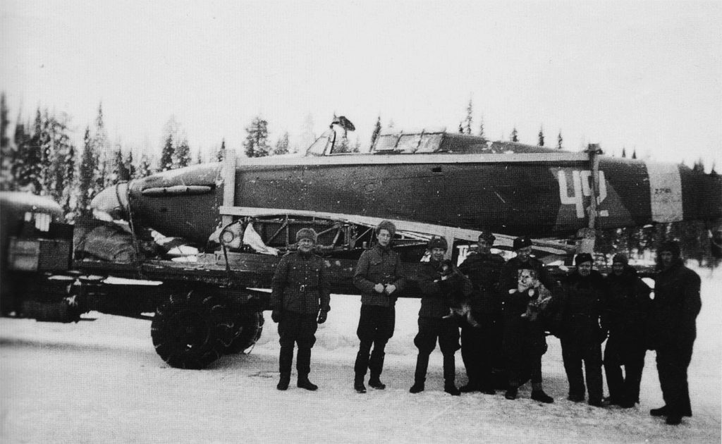 Soviet Hawker Hurricane 152IAP W42 Z2585 force landed Tuoppajarvi and captured by Finnish forces 18th Feb 1942