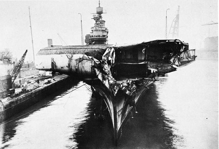 Damage 1942 after collision with HMS Formidable