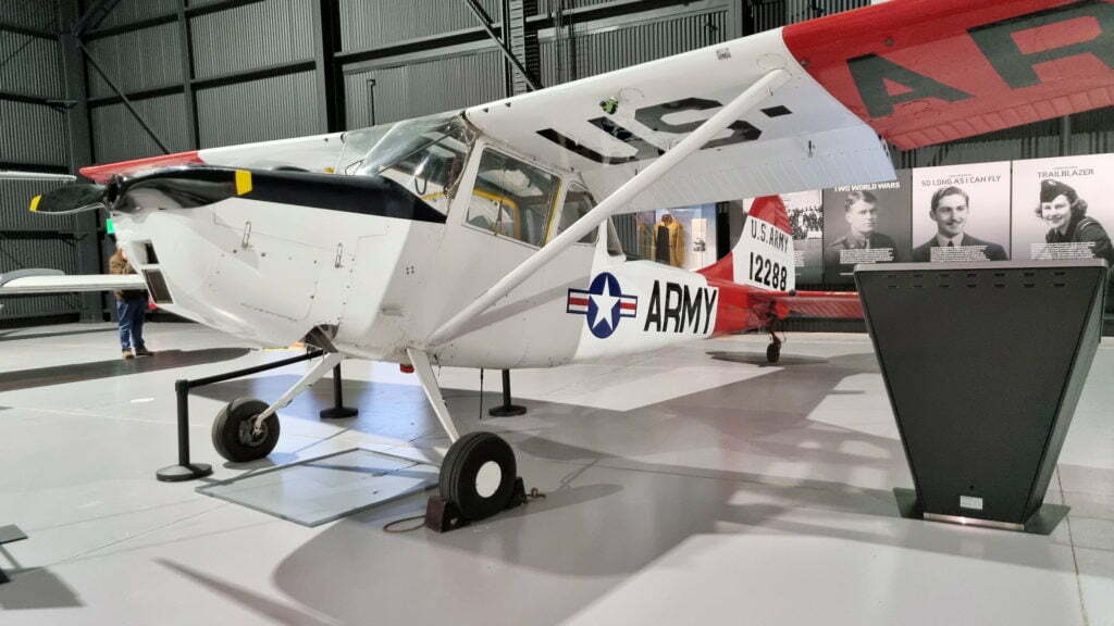 Cessna L-19/O-1 Bird Dog Hunter Warbirds