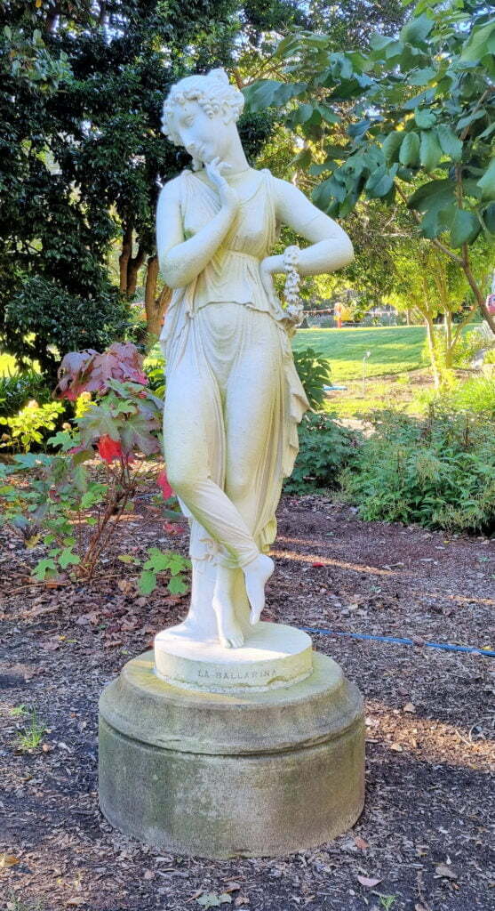 La Ballerina Statues Royal Botanic Garden Sydney