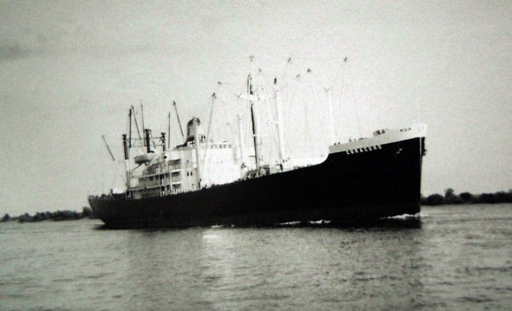 Ex-St. Simon, ex-HMS Arbiter, as Coracero (Argentinian flag) in the Weser River, leaving Bremen, Germany, in August 1964