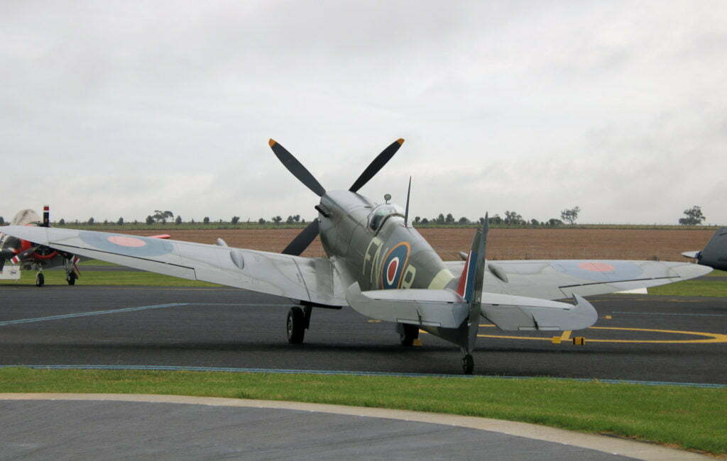 Supermarine Spitfire Mk.IX MH603 FN-B