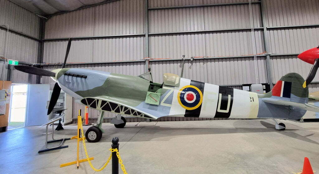 Replica Supermarine Spitfire Mk.IX FU-Z of 453 Sqn RAAF