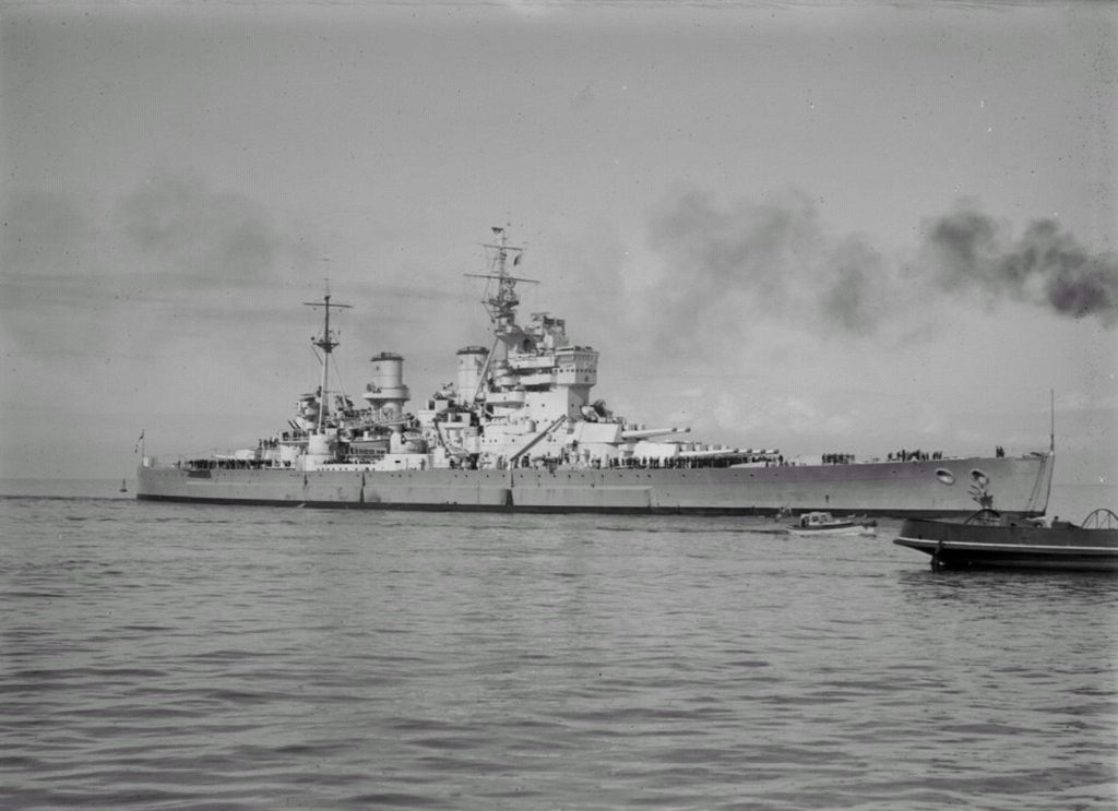 HMS King George V in Melbourne 29 October 1945