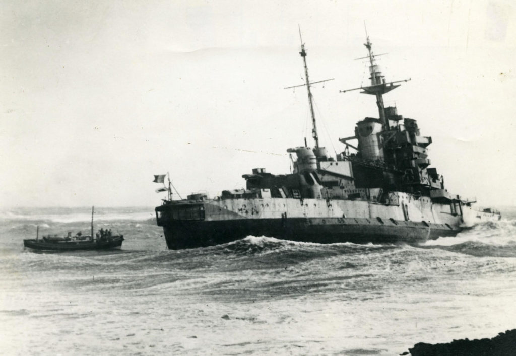 Penlee lifeboat rescuing the towing crew from HMS Warspite aground in Prussia Cove Cornwall 24 Apr 47