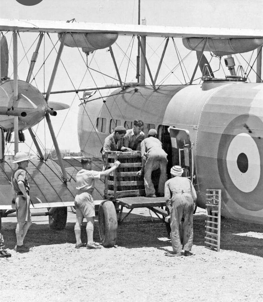 Loading cargo onto a Vickers Victoria