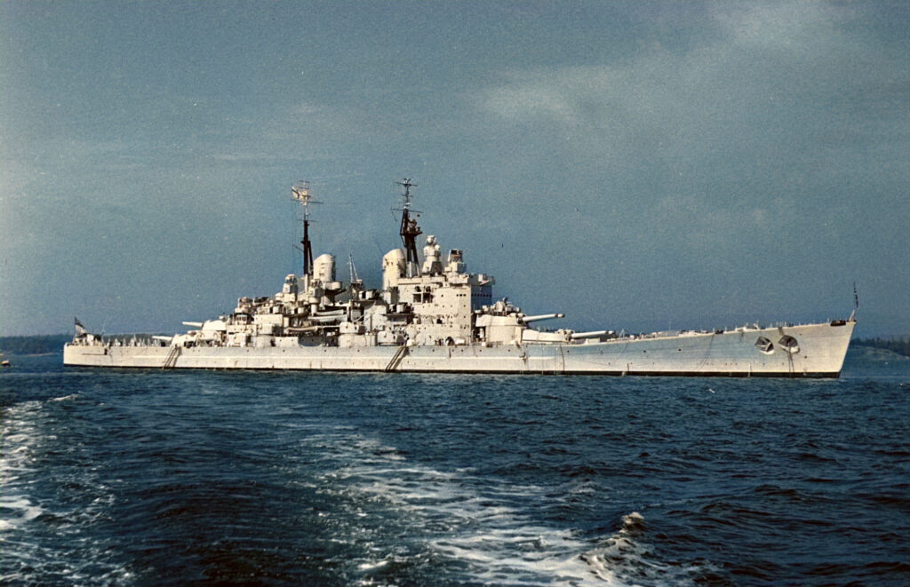 HMS Vanguard during a port visit to Oslo, 21 June 1954