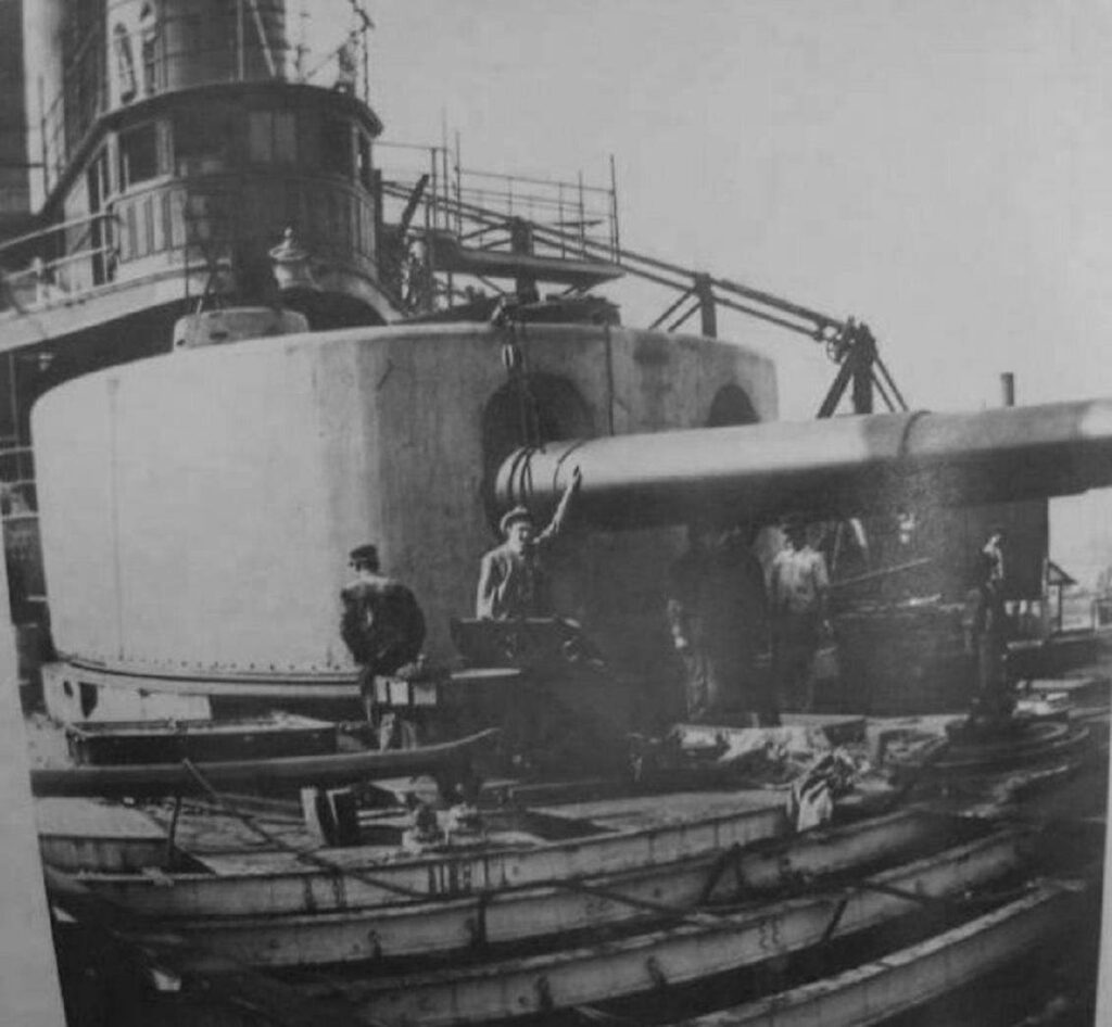 USS Iowa (BB-4) February 1903 main armament