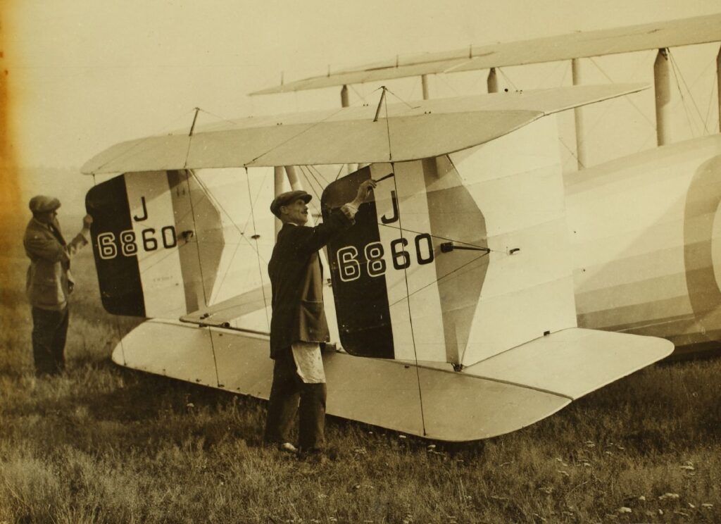 Tail of Vickers Victoria J6860