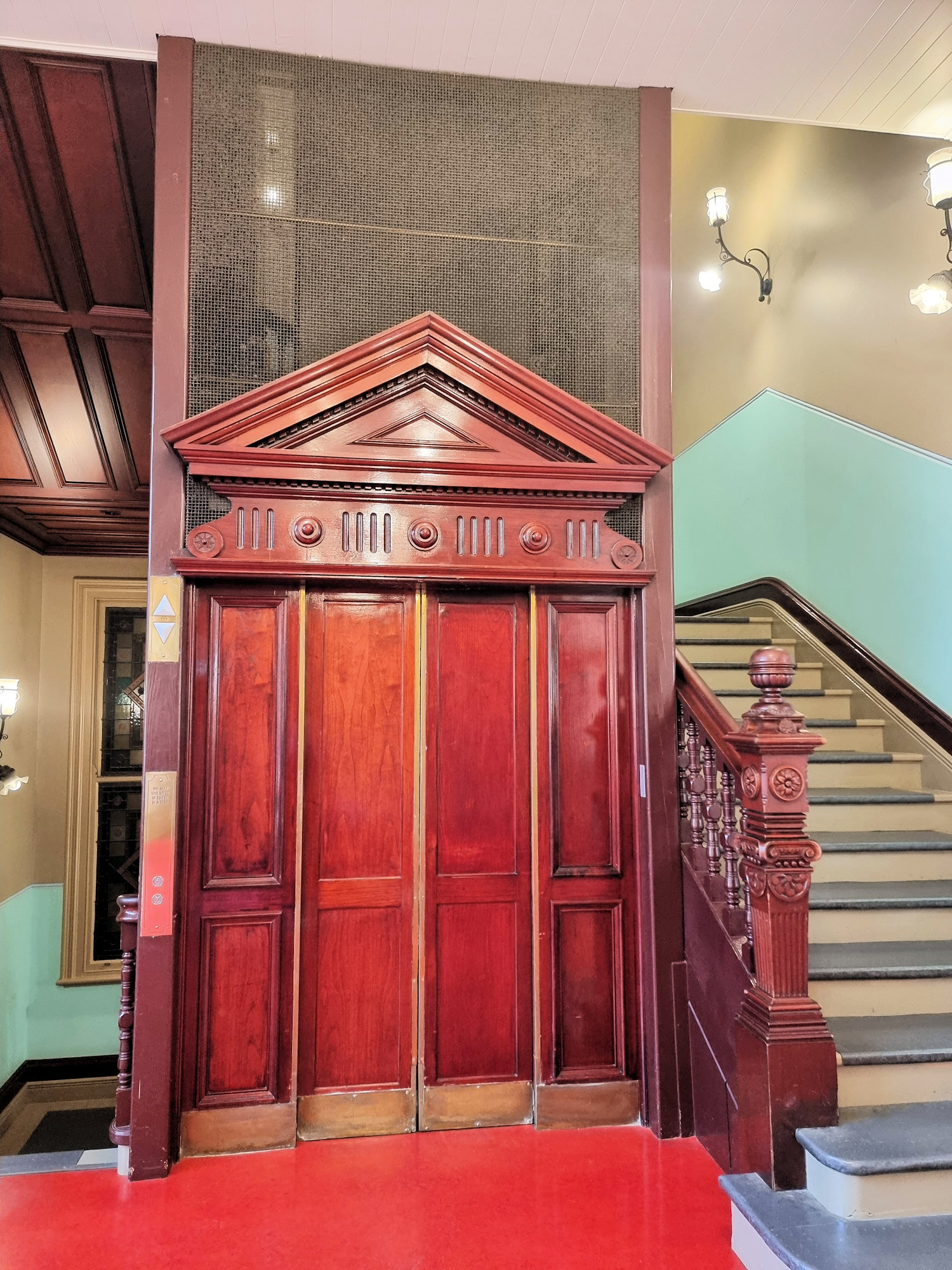 Original Elevator