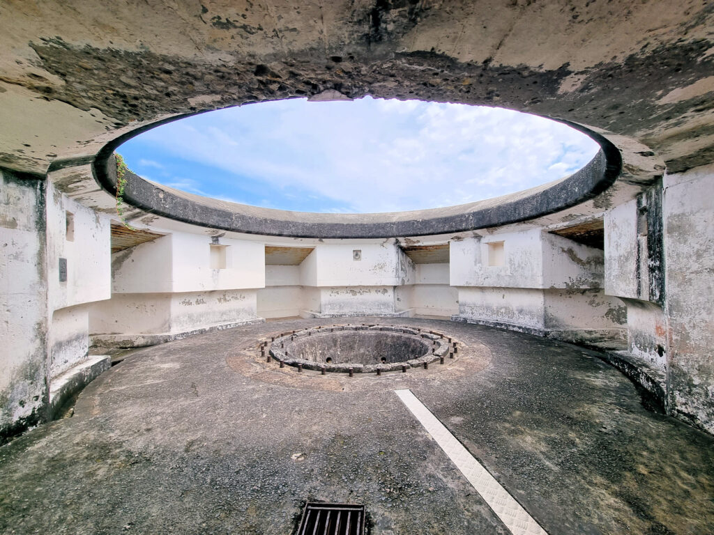 Disappearing gun pit Bare Island