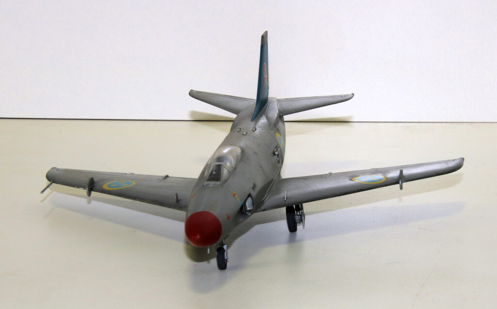 Saab J32 Lansen 1/72 Scale Model by Heller