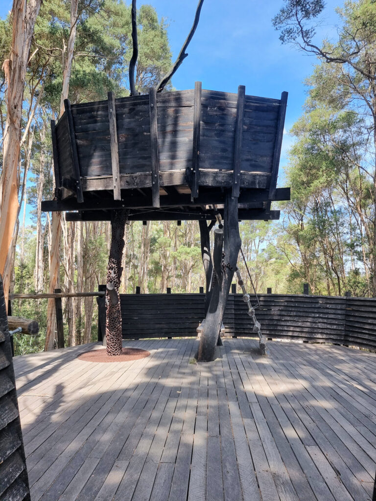 Paperbark Treehouse for birdwatching Australian National Botanic Gardens