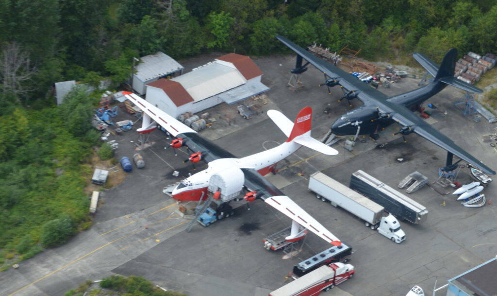 Hawaii Mars and Philippine Mars at Sproat Lake via creative commons