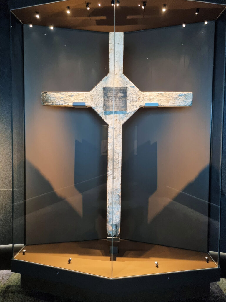 The Long Tan Cross