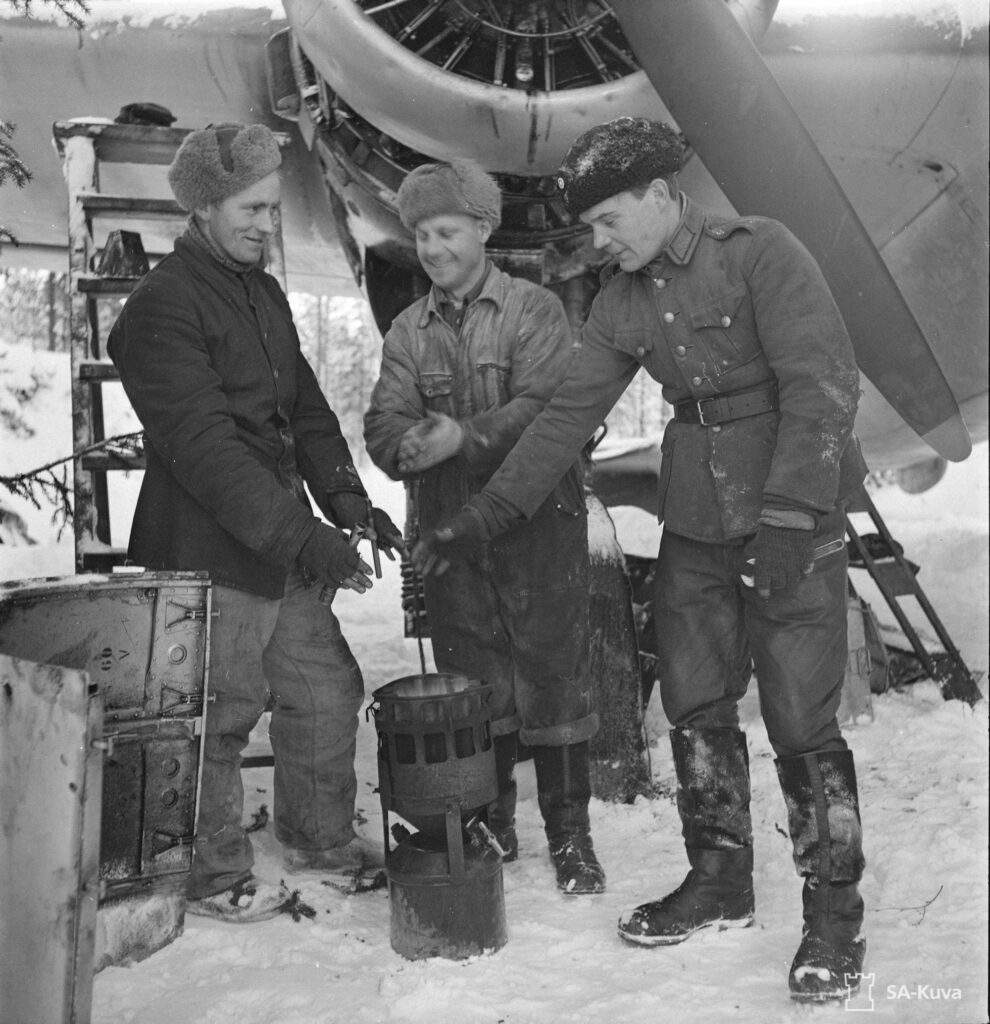 Maintenance on a Finnish Dornier Do 17Z