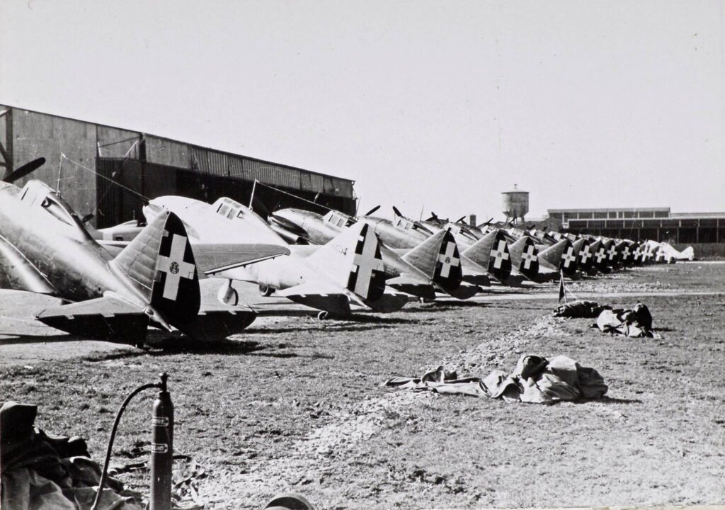 Line-up of Reggiane Re.2005 Sagittario fighters