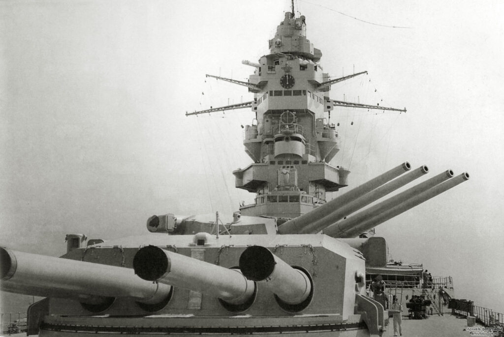 330mm main armament of Dunkerque