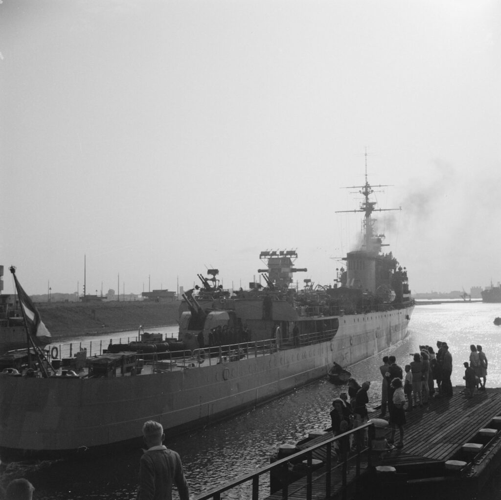 HNLMS Jacob van Heemskerck 27 July 1945