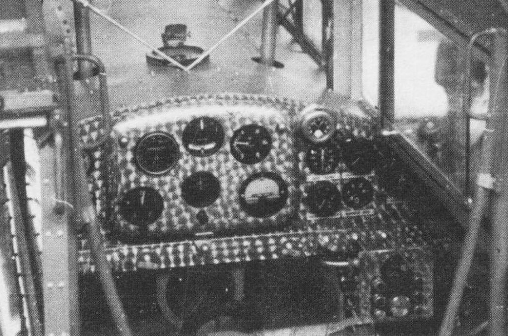 Renard R.32 Cockpit