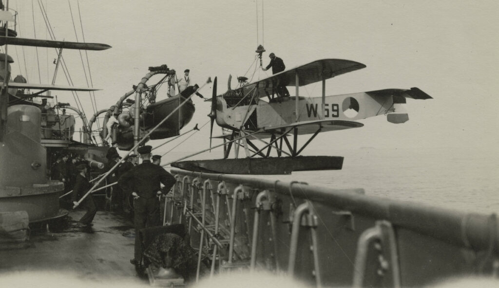 Hansa-Brandenburg W.12 on HNLMS Jacob van Heemskerck (1906)