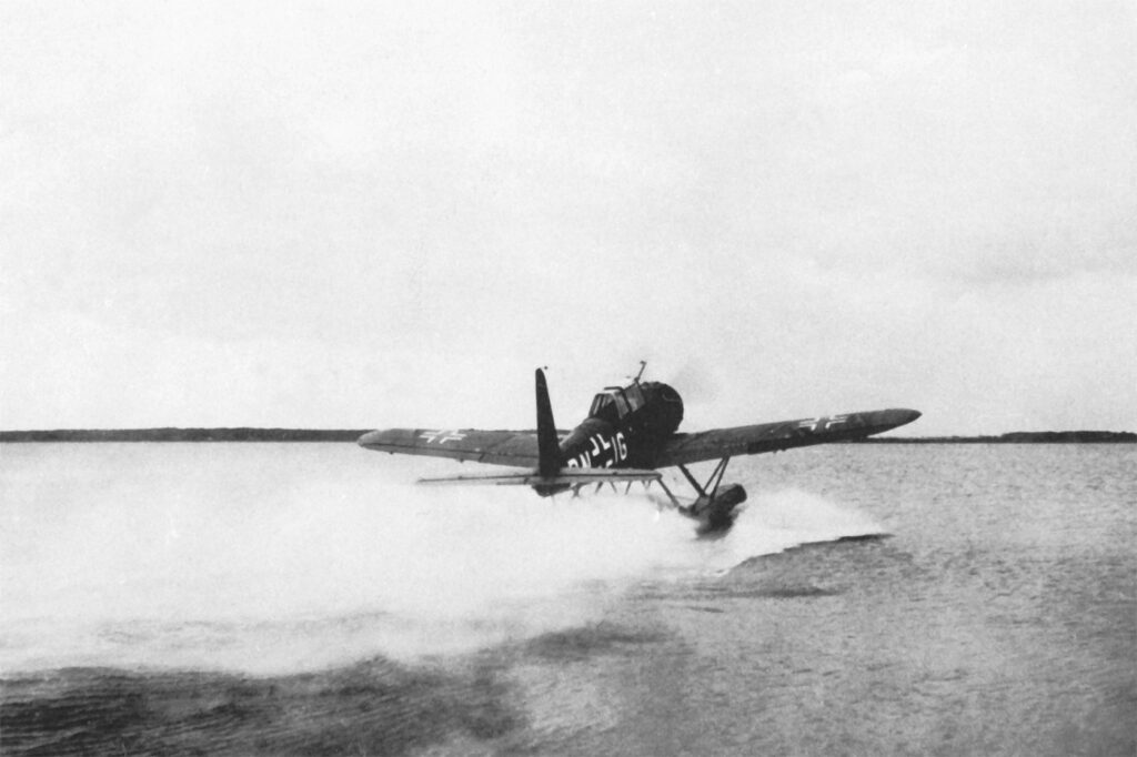 Arado Ar 196A-3 2.SAGr125 (DN+IG) Wrk.Nr.100277 Taking Off Vukovar Croatia September 1944