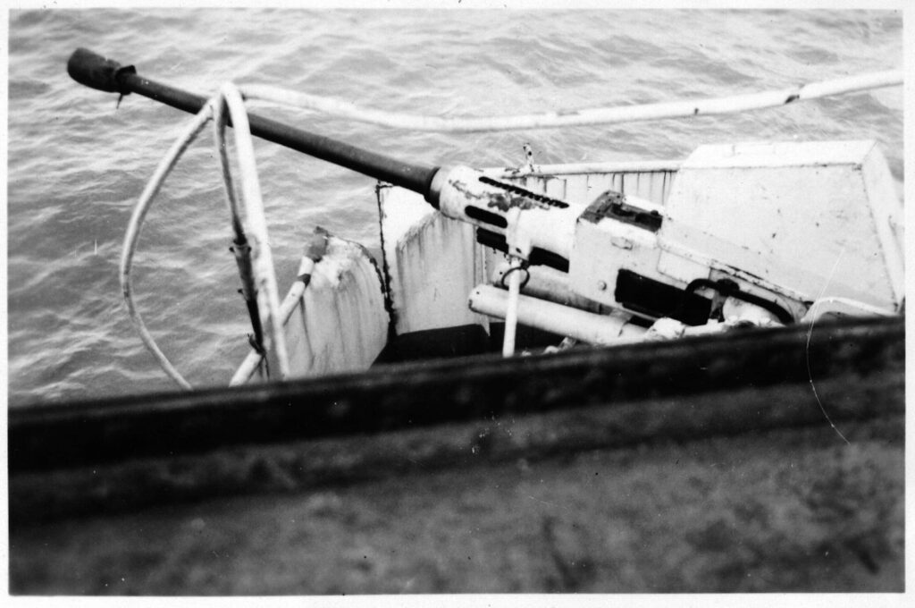 HMS Triumph anti aircraft armament