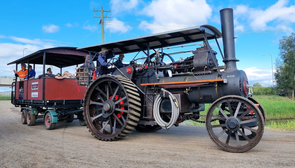 Traction engine giving joyrides Maitland Steamfest 2023