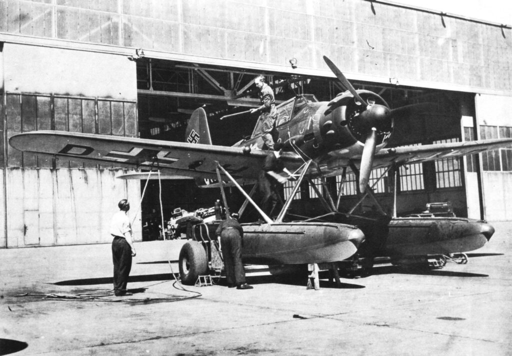 Arado Ar 196A-3 4./BordFlGr196 (DH+HT) vkz (T3+xM) WkNr. 100200 Sitting In Front of Hanger Germany 1939