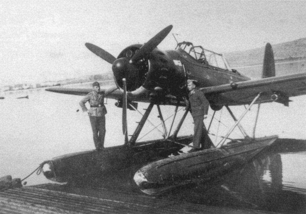 Arado Ar 196A-4 5./BordFlGr196 (GA+DR) vkz (6W+CN) WkNr. 100118 with SC50 50Kg Bomb Under Each Wing At Crete