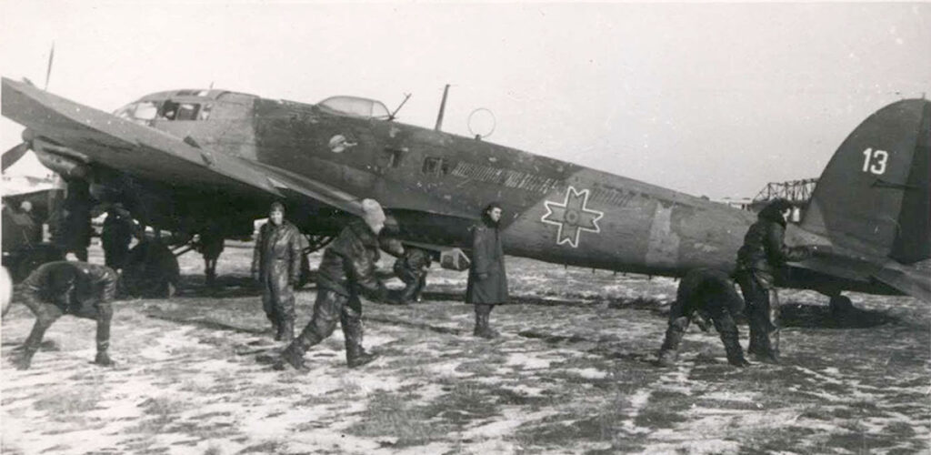 Heinkel He 111 H RRAF White 13 Romania