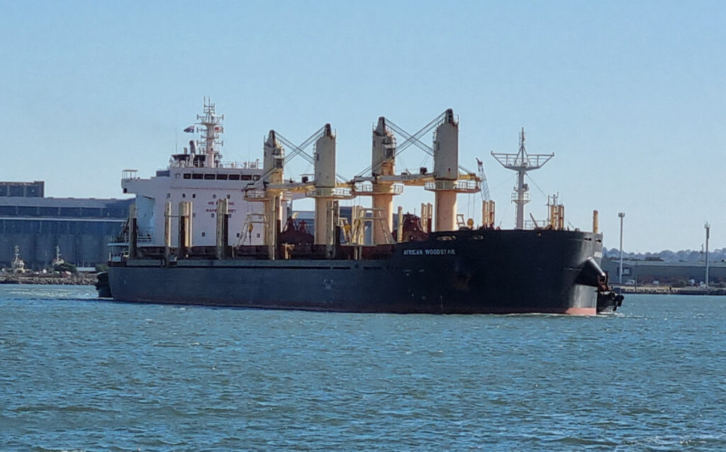 Bulk Carrier African Woodstar