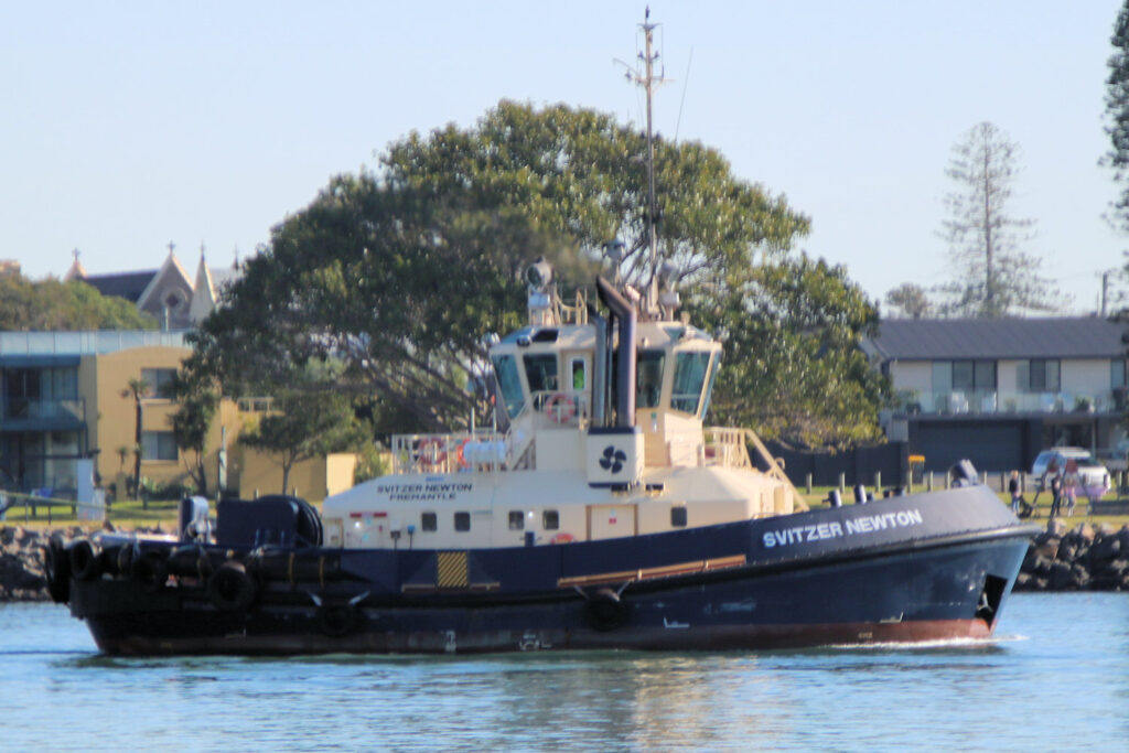 Svitzer Newton on Newcastle Harbour