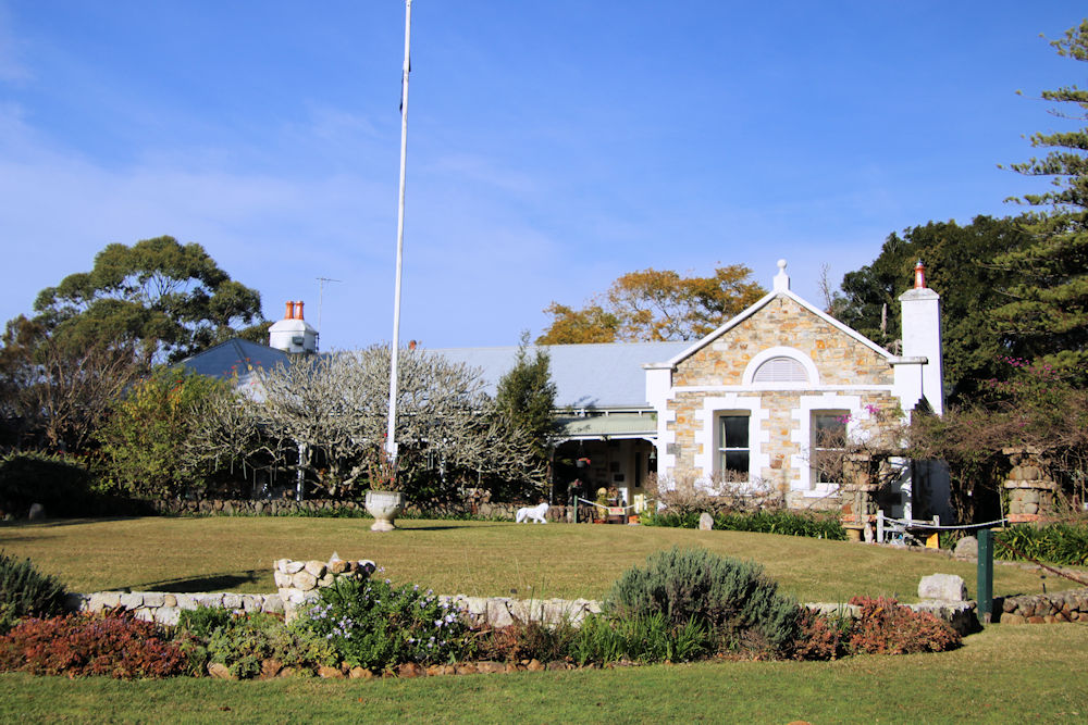 Tanilba Bay House