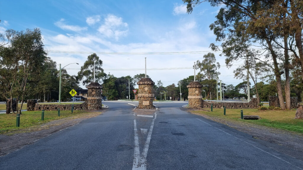 Entrance to Tanilba Bay