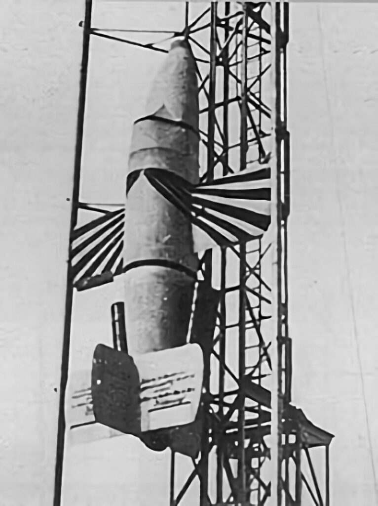 A Natter on the launch tower for a test flight