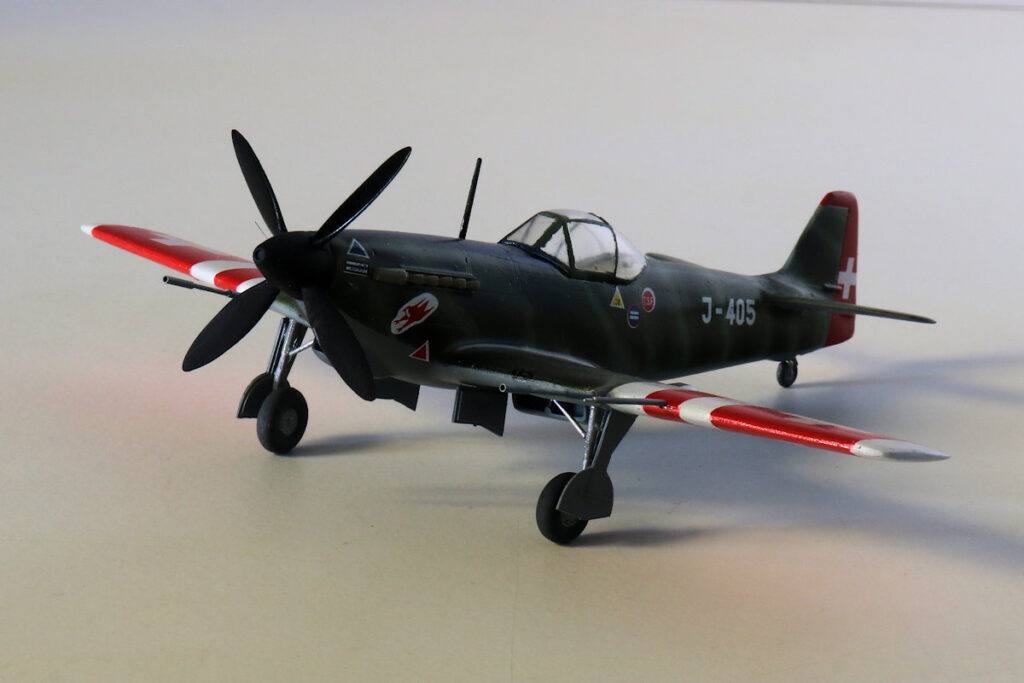 Doflug D.3803 J-405 UeG St. 17 1/72 Scale Model by RS Models