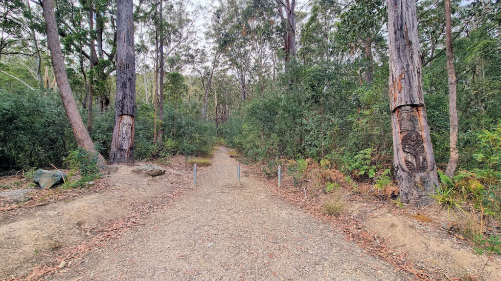 Start of the track with carvings on either side Boolah-Dillah Track