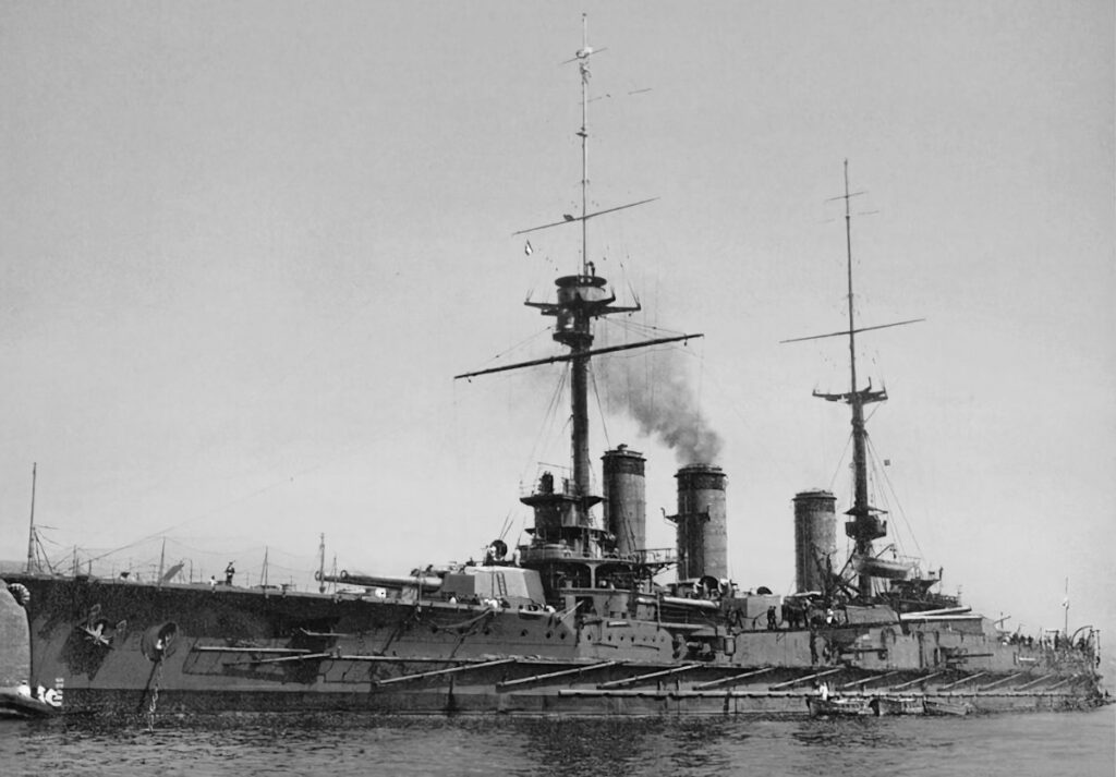 Japanese battleship Aki