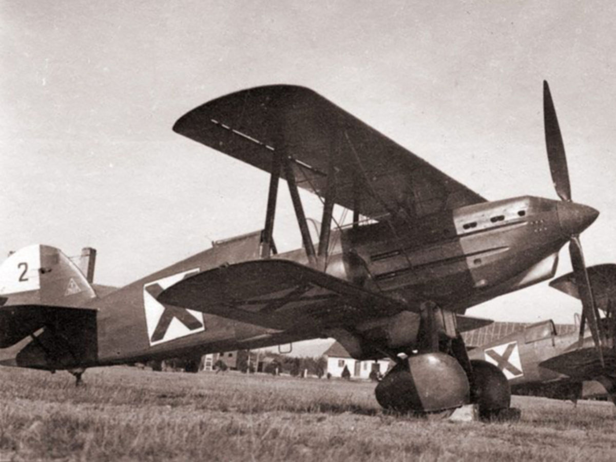 Avia B-534 Bulgaria Title