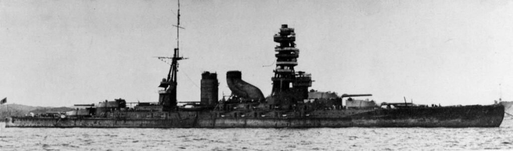 Mutsu starboard broadside view taken between 1925 and 1934