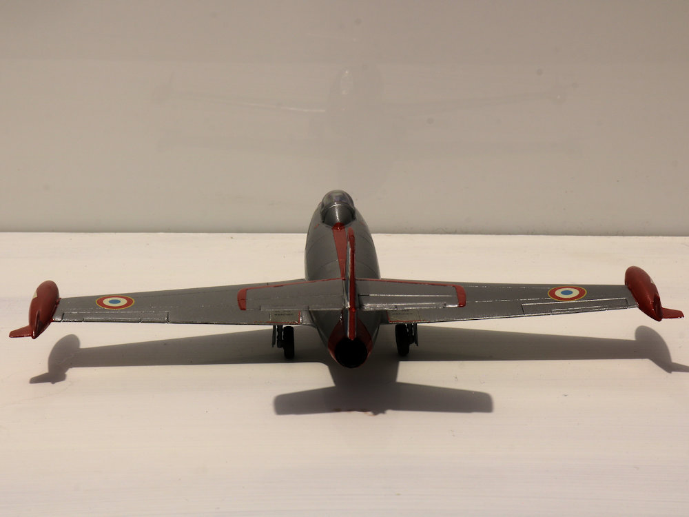 Dassault M.D.450 Ouragan 1:72 Scale model by Heller