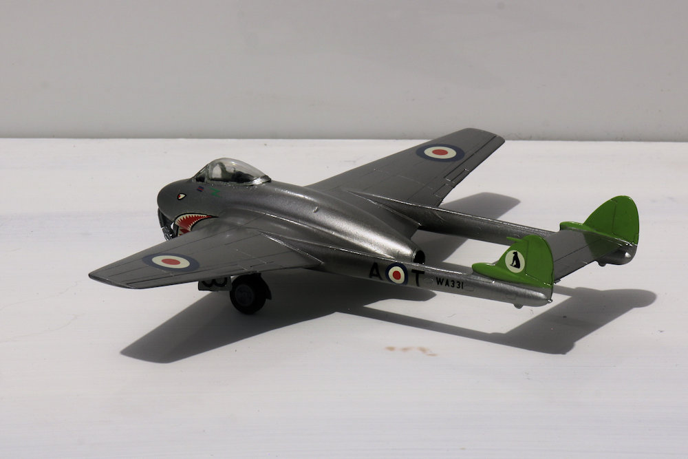 de Havilland Vampire F.B.5 1:72 scale model by Heller