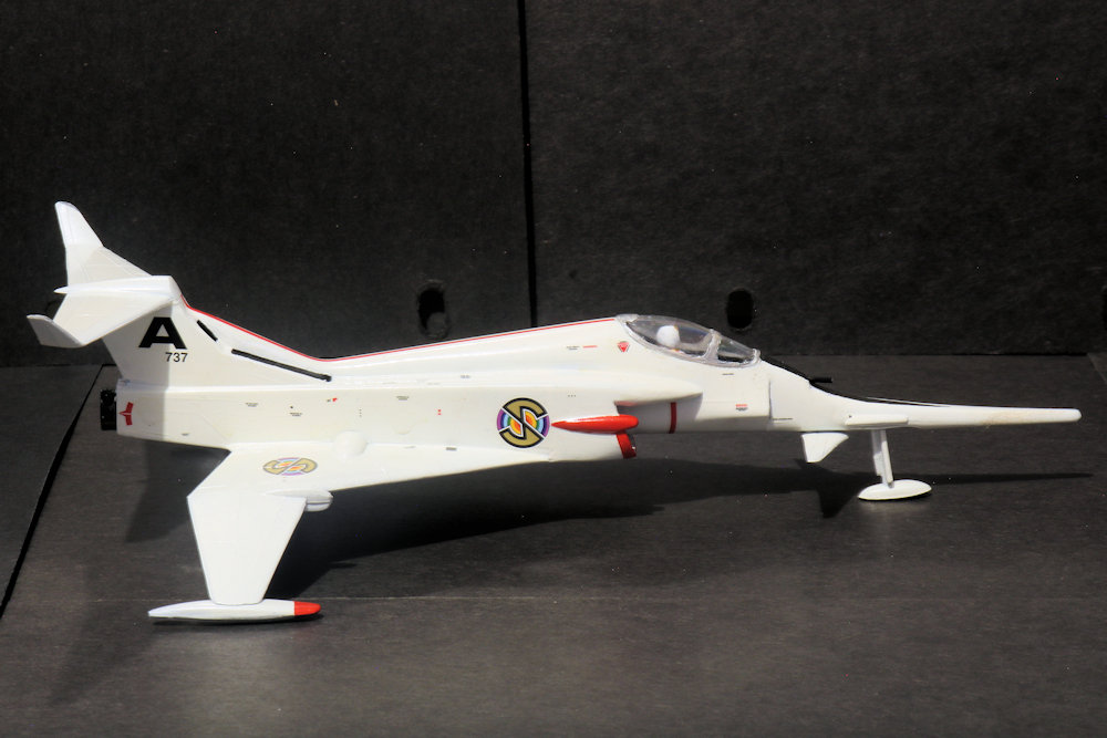 Angel Interceptor scale model 1:72 scale by Airfix